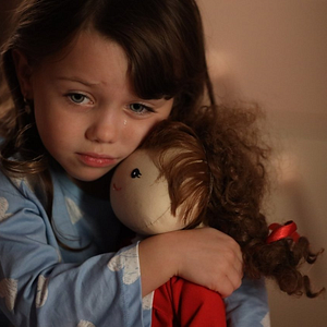 Fotoğraf Aynadaki Yabancı