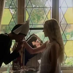 Fotoğraf Maika Monroe