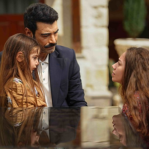 Fotoğraf Sevdan Bir Ateş