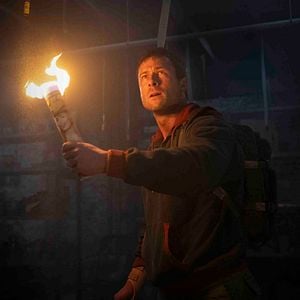 Fotoğraf Glen Powell