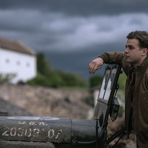 Fotoğraf Leo Woodall