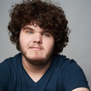 Fotoğraf Aidan Delbis