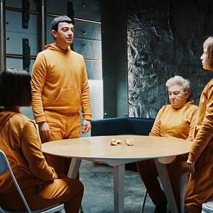 Fotoğraf Bir Zamanlar Gelecek: 2121