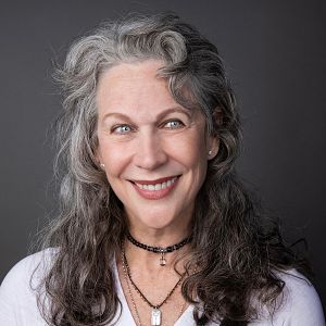 Fotoğraf Shelly Gibson