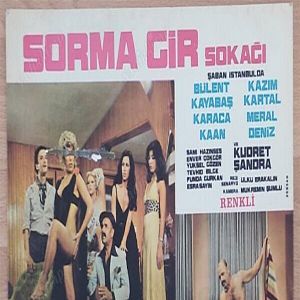 Fotoğraf Sorma Gir Sokağı