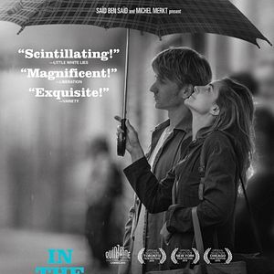 Fotoğraf Kadınların Gölgesinde