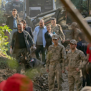 Fotoğraf Arka Sokaklar