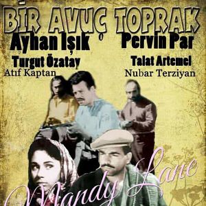 Fotoğraf Bir Avuç Toprak