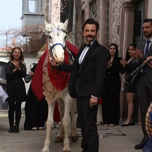 Fotoğraf Üç Kız Kardeş