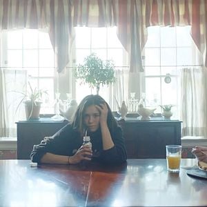 Fotoğraf Dört Kadın Bir Yalan