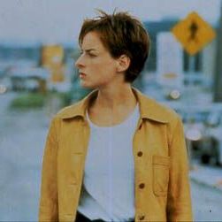 Fotoğraf Un 32 Août Sur Terre