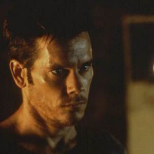 Fotoğraf A Stir of Echoes