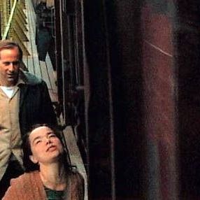 Fotoğraf Karanlıkta Dans