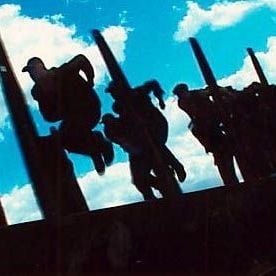 Fotoğraf Karanlıkta Dans