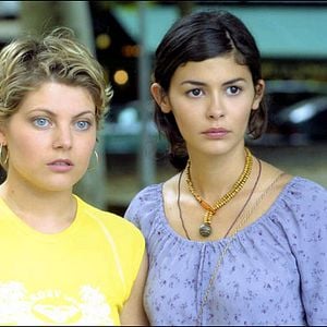 Fotoğraf Seviyor... Sevmiyor...