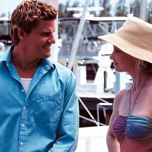 Fotoğraf Aşk Kapıyı Çalınca