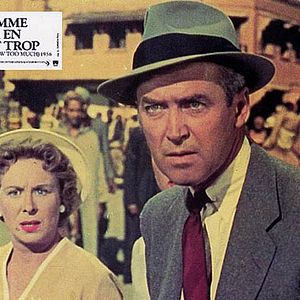 Fotoğraf Çok Şey Bilen Adam