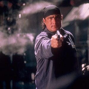 Fotoğraf Half Past Dead