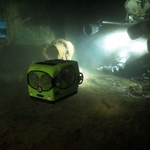 Fotoğraf Ghosts of the Abyss