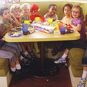 Fotoğraf Afacanlar Yuvada