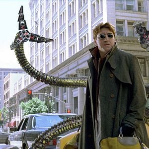 Fotoğraf Alfred Molina