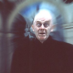 Fotoğraf Close Your Eyes