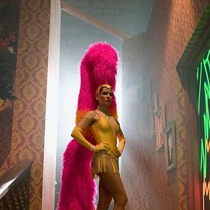 Fotoğraf Güzel Dedektif 2: Silahlı ve Cazibeli