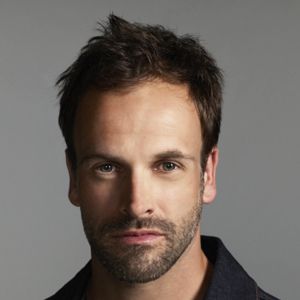Fotoğraf Jonny Lee Miller