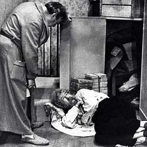 Fotoğraf Boudu Saved from Drowning