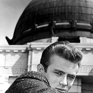 Fotoğraf Asi Gençlik