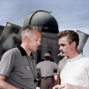 Fotoğraf Asi Gençlik