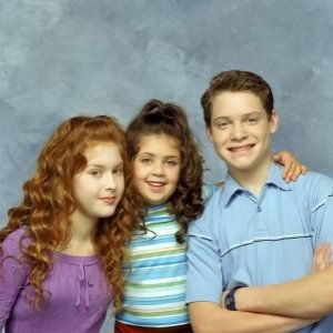 Fotoğraf Still Standing