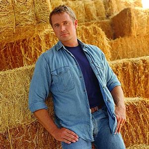 Fotoğraf John Schneider