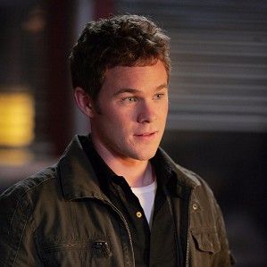 Fotoğraf Aaron Ashmore