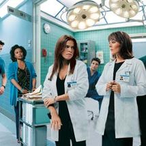 Fotoğraf Strong Medicine