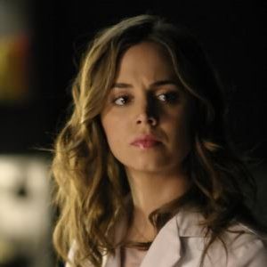 Fotoğraf Eliza Dushku