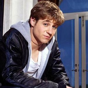 Fotoğraf Ben McKenzie
