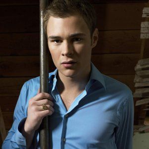 Fotoğraf Patrick John Flueger