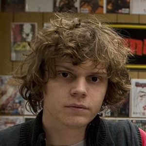 Fotoğraf Evan Peters
