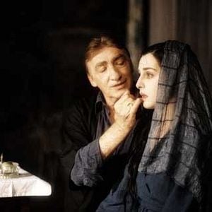 Fotoğraf Depremlerin Piyano Akortçusu