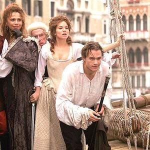 Fotoğraf Leigh Lawson