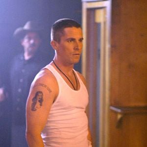 Fotoğraf Acımasız Hayat