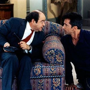 Fotoğraf Salaklar Sofrası