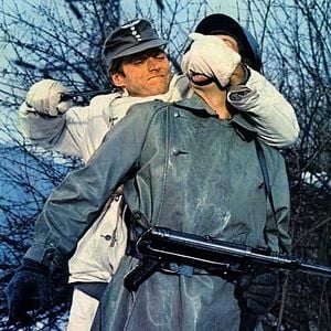 Fotoğraf Where Eagles Dare