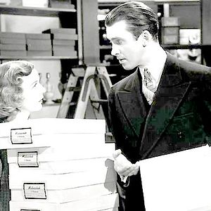 Fotoğraf The Shop Around the Corner