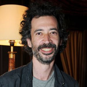 Fotoğraf Eric Elmosnino