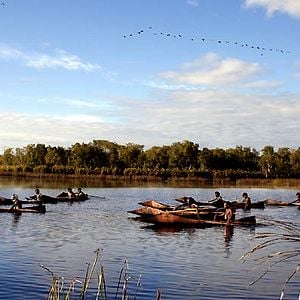 Fotoğraf Ten Canoes