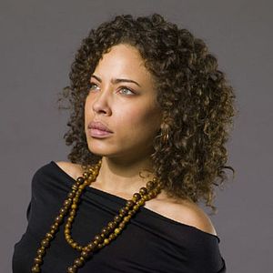 Fotoğraf Tawny Cypress