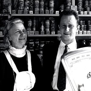 Fotoğraf Man Bites Dog