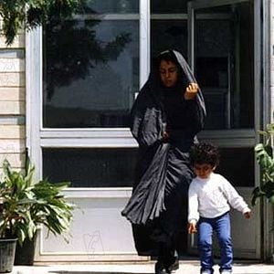 Fotoğraf Kambuzia Partovi